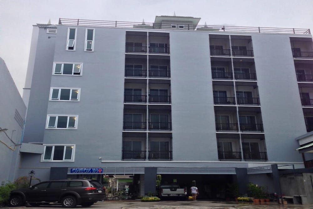 Atme2 Hotel 1/34