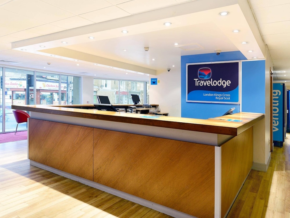 Lobby at TRAVELODGE LONDON KINGS CROSS ROYAL SCOTT, LONDON