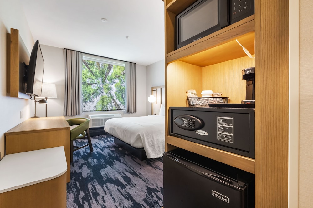 Fairfield by Marriott Inn & Suites San Francisco Airport Oyster Point Area 17/46