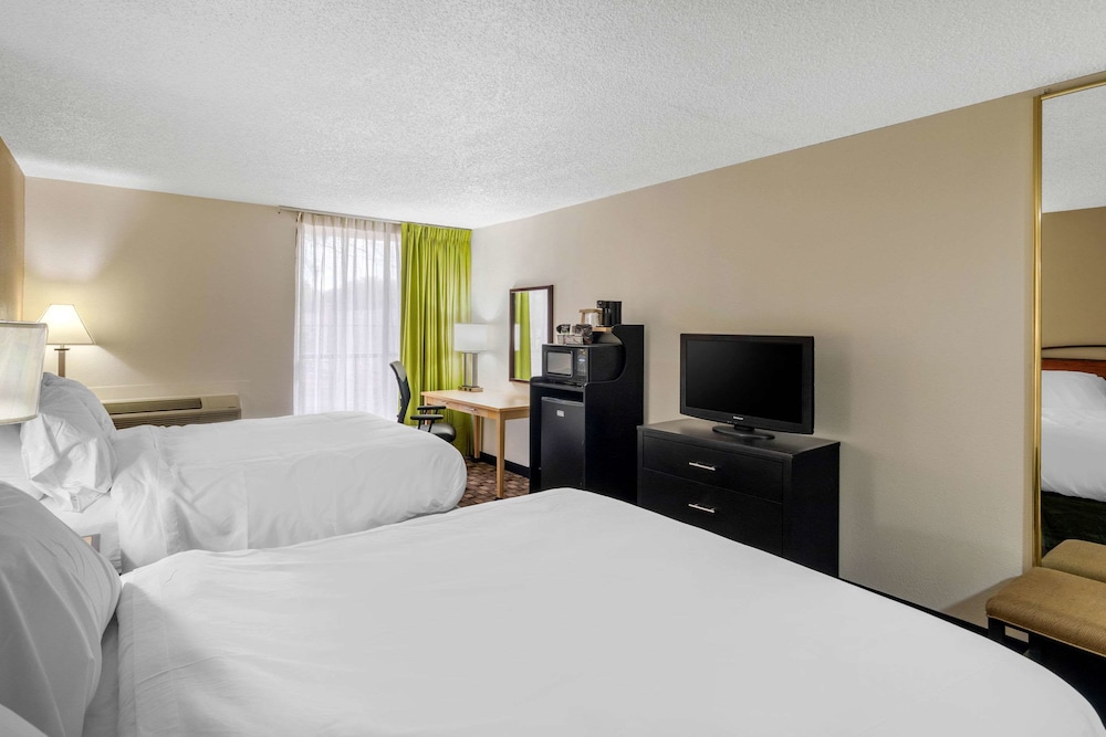 Quality Inn Tyler - Lindale 16/27