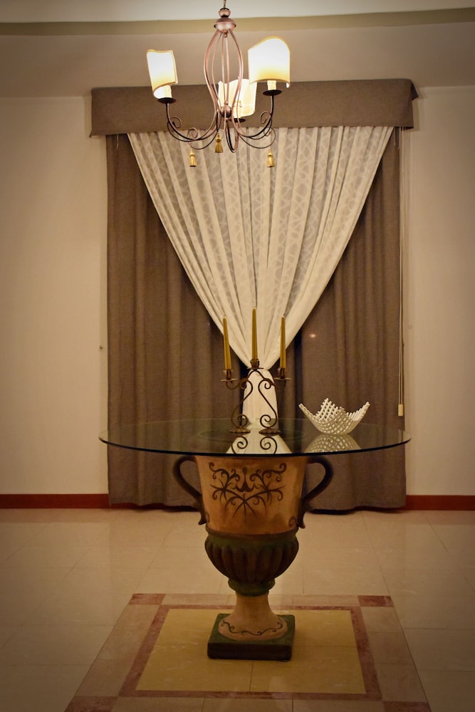 Hotel Joy 11/50