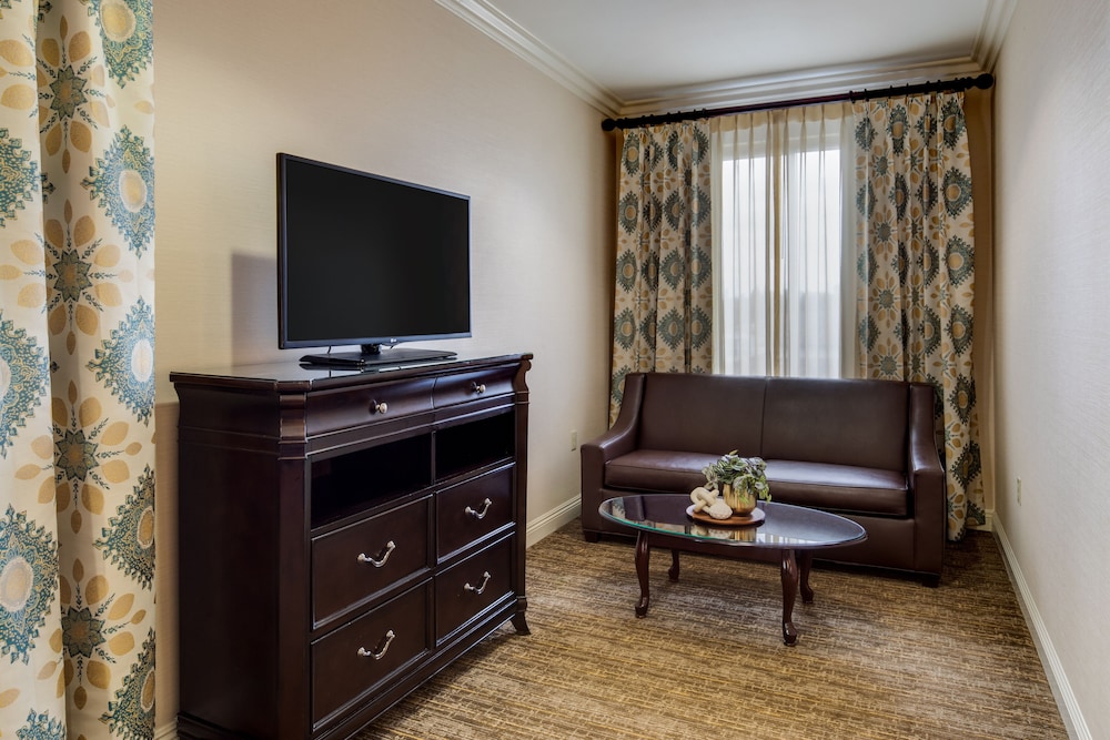 Ayres Hotel Fountain Valley 5/49