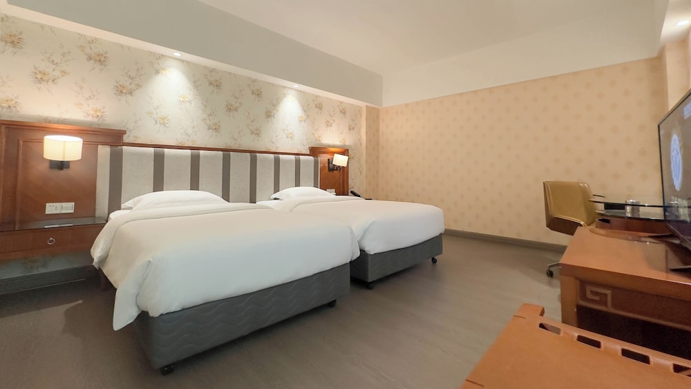 Yuezhi Hotel (Guangzhou Yuexiu Park Subway Station Store) 35/63