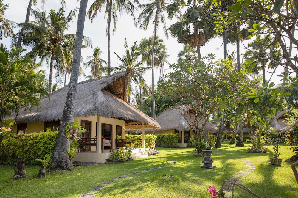 Alam Anda Ocean Front Resort And Spa 37/50