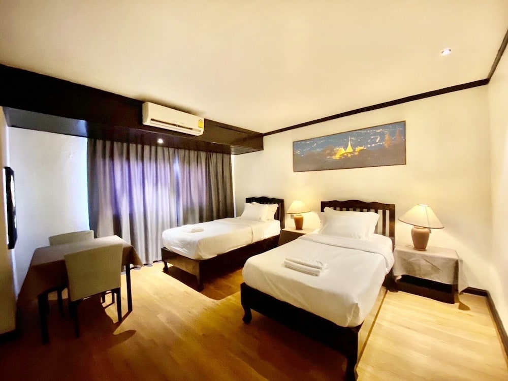 Tapae Place Hotel 17/39