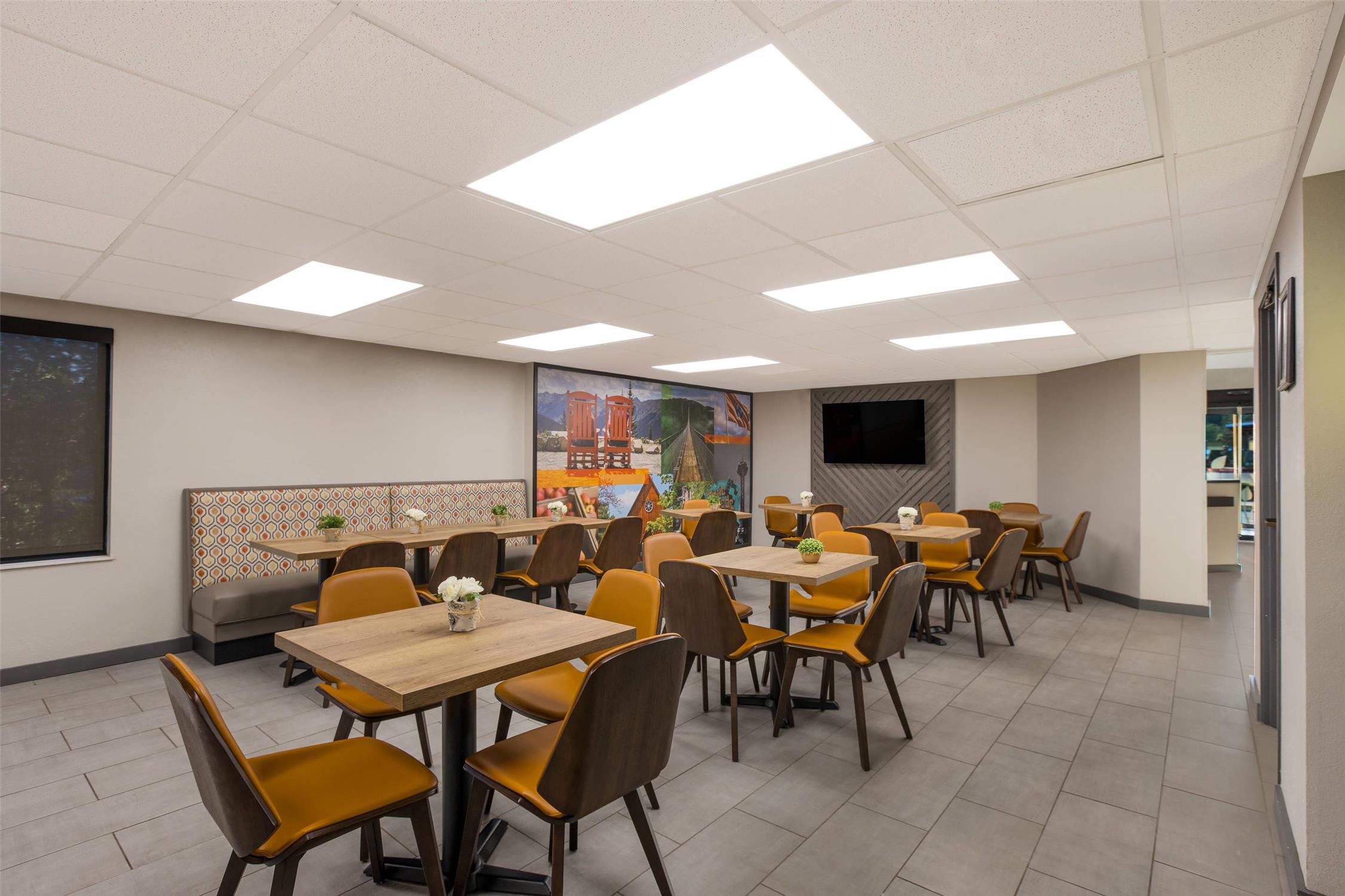 Clarion Pointe Sevierville-Pigeon Forge 36/43