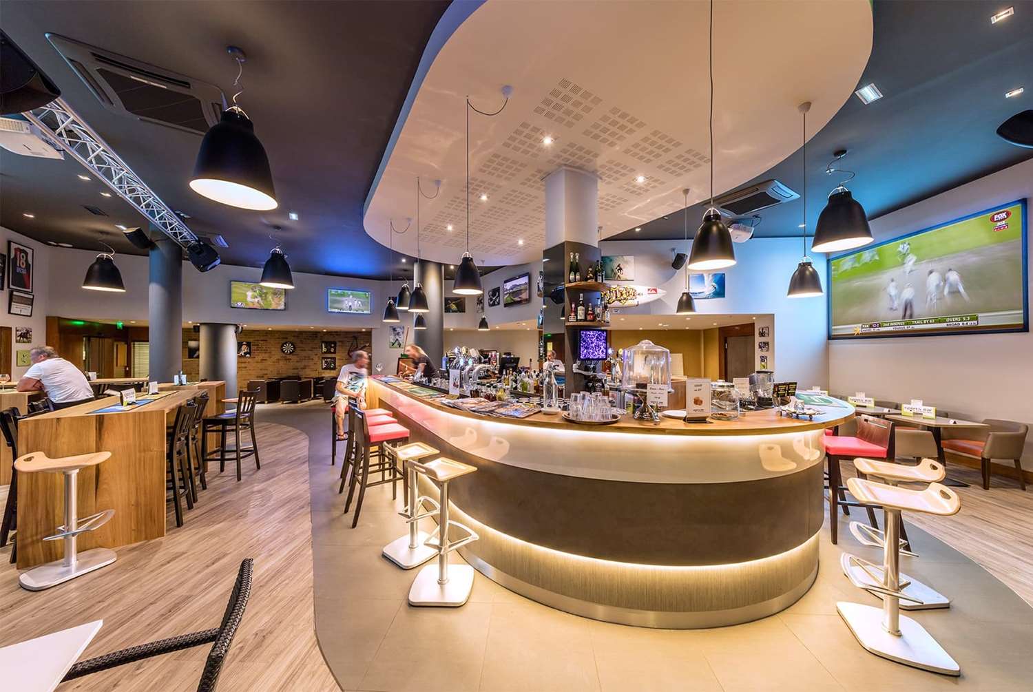 Ramada Hotel & Suites by Wyndham Noumea 31/37
