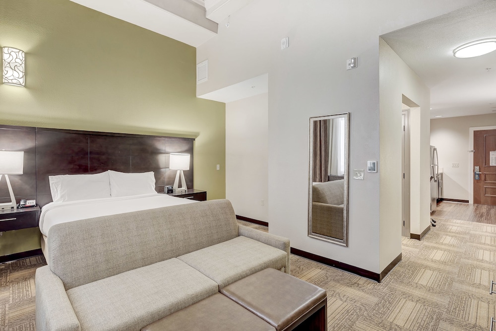 Staybridge Suites BALTIMORE INNER HARBOR 21/80