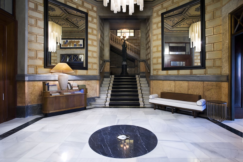 Cotton House Hotel Autograph Collection 33/61