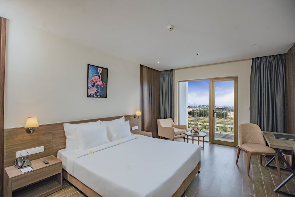 Celina Peninsula Resort 13/43