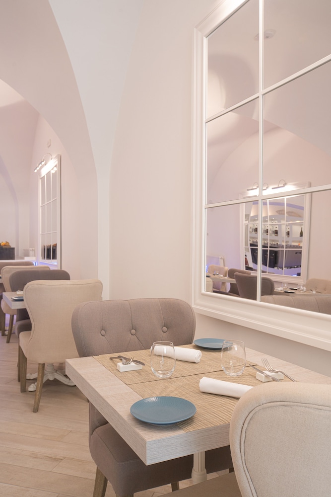 Marina Hotel Charming Rooms 23/47