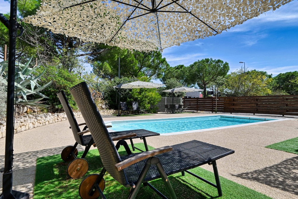 La Villa Martégale 43/50
