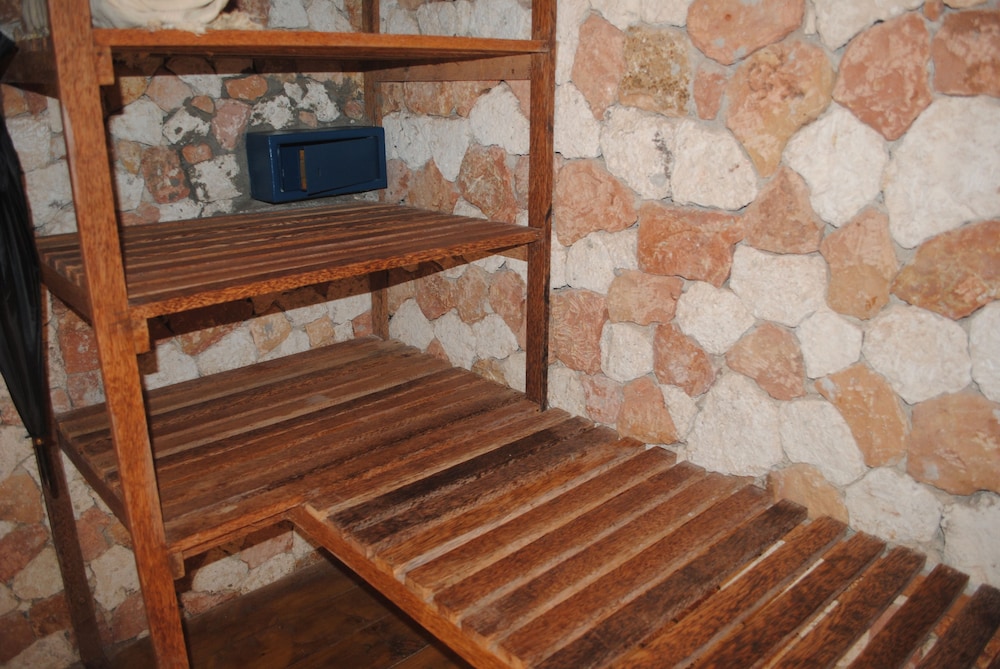 Seasons Lodge Zanzibar 27/74