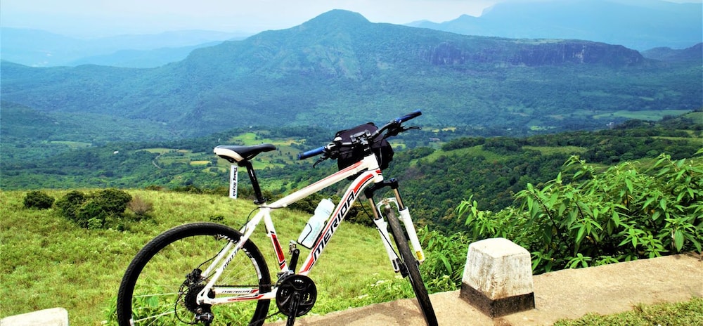 Kandy Grand Hills 17/50