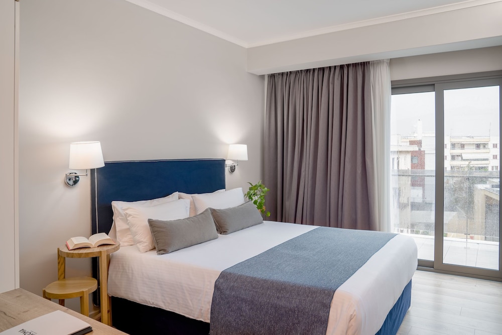 Chroma Fashion Rooms & Apartments 7/48