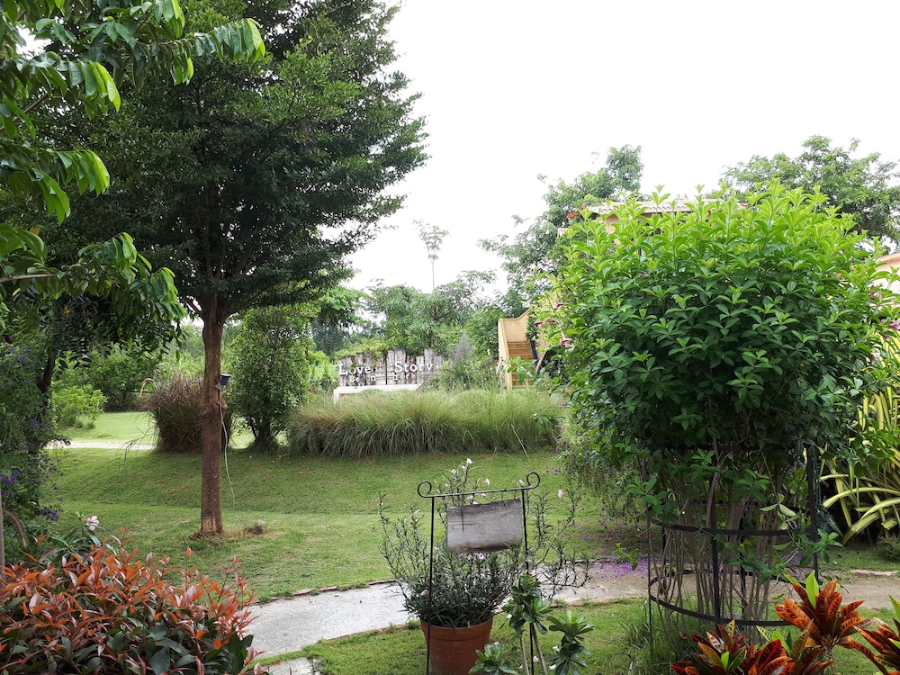 Villa Tuscany Country Resort 36/44