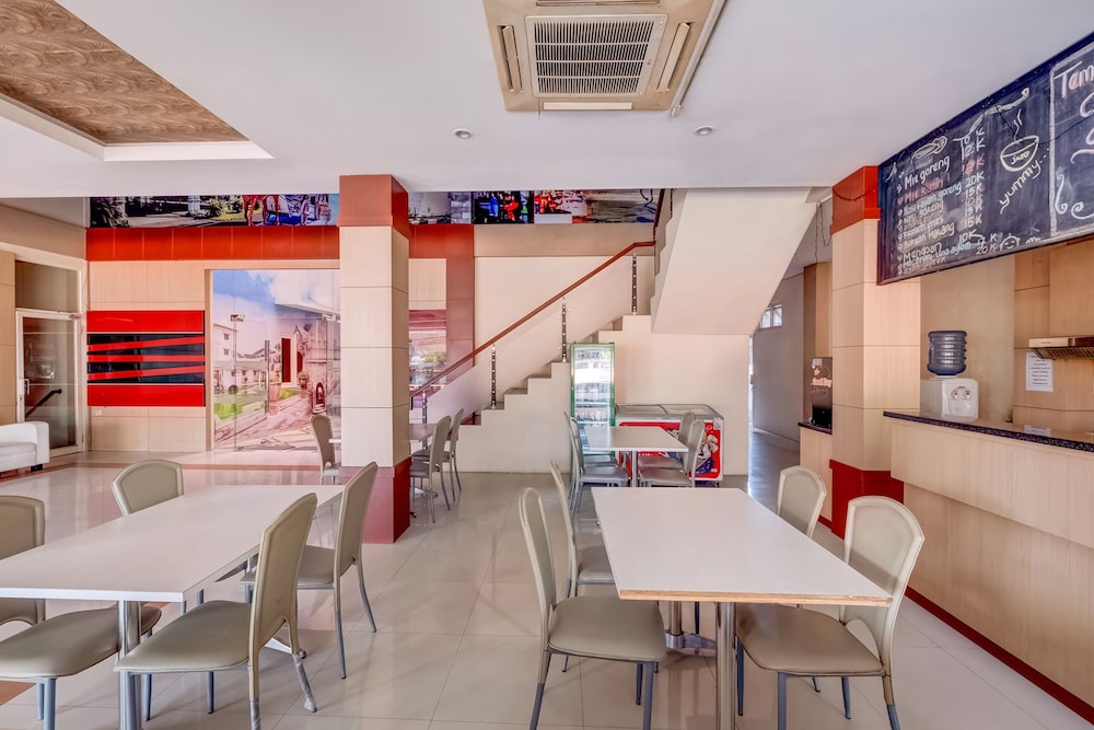OYO 3726 Tembok Batu Residence 58/68