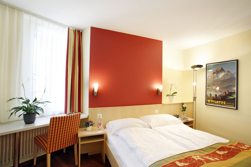 De La Paix Hotel 15/43