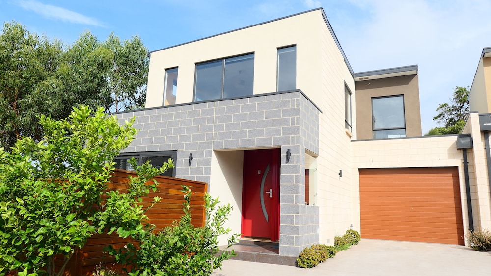 Apollo Bay Seal Apartments 2/33