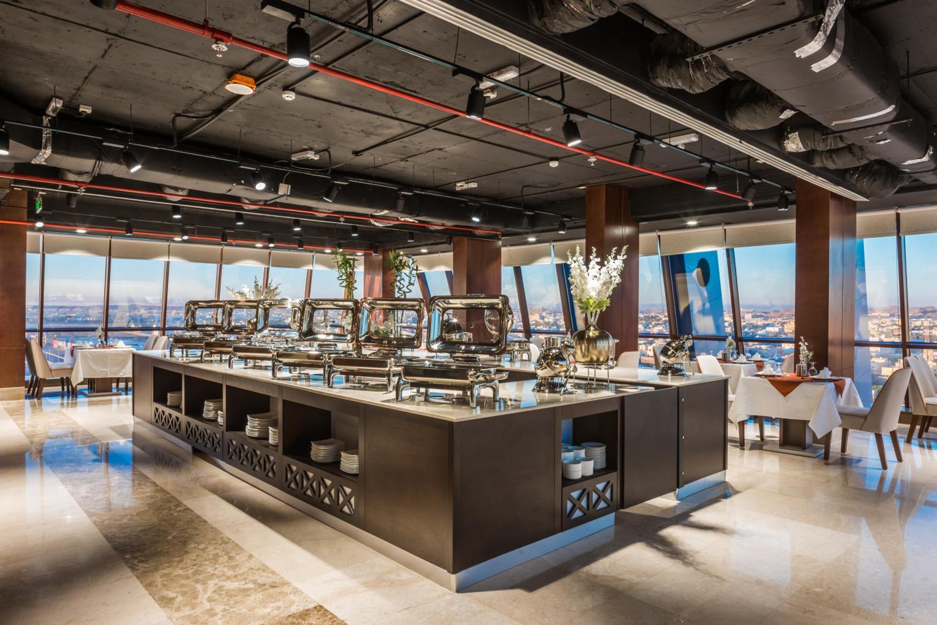 فندق توليب بلازا(Tulip Plaza Sakaka) 35/36
