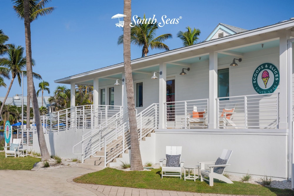 South Seas Resort 6/85