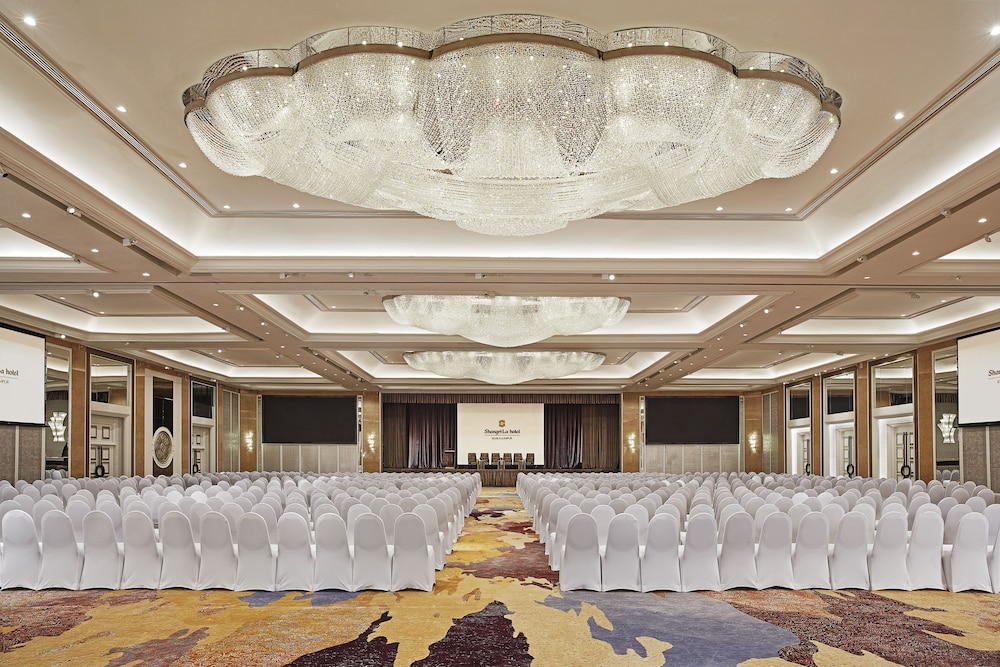 Shangri-La Kuala Lumpur 7/50