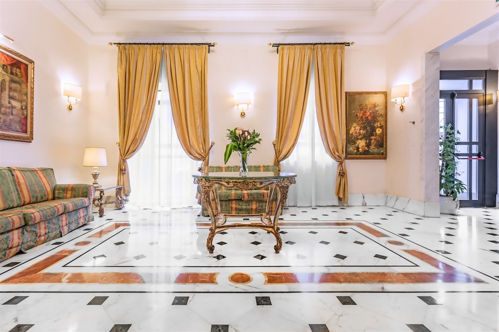 Raeli Hotel Noto 20/27