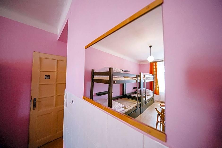 Hostel Dakura 39/40