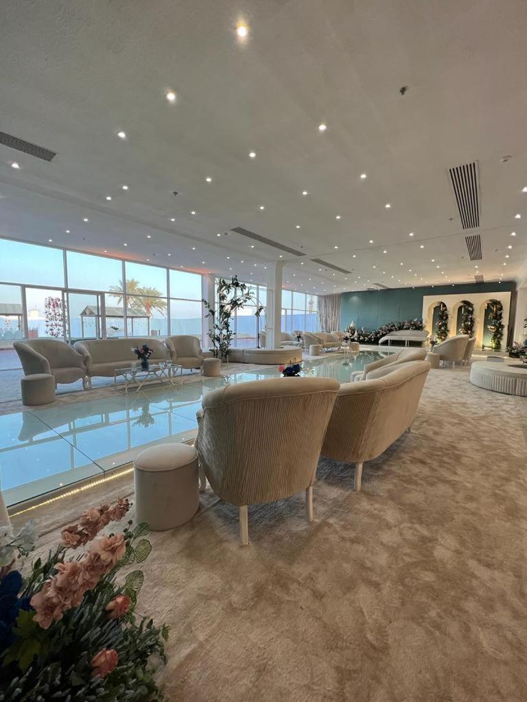 منتجع شاطئ النخيل(Palm Beach Resort) 16/73