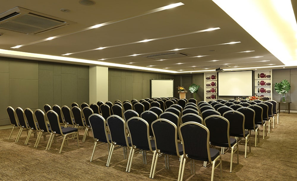 Bangna Pride Hotel & Residence 36/44