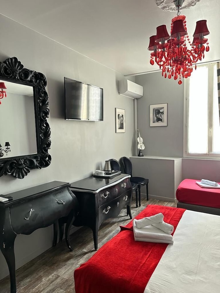 Azur Cannes Le Romanesque 39/57