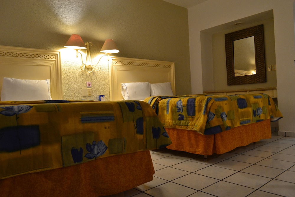 Hotel Maria Isabel 57/69