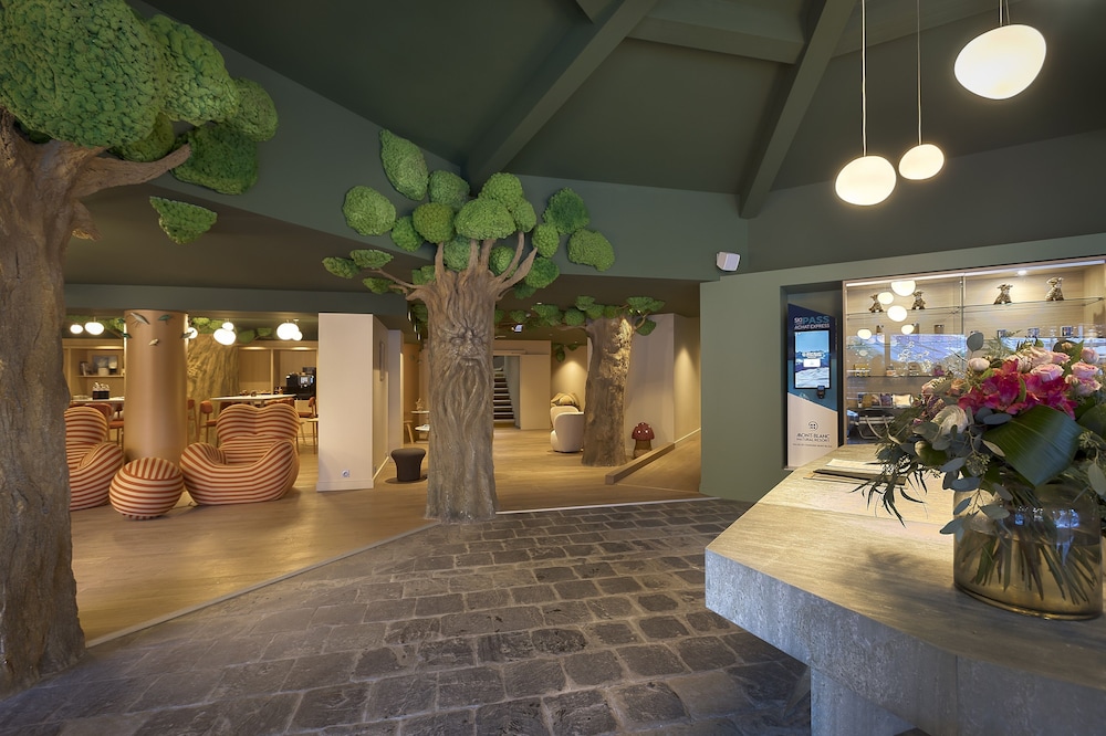 Lykke Hotel 12/84