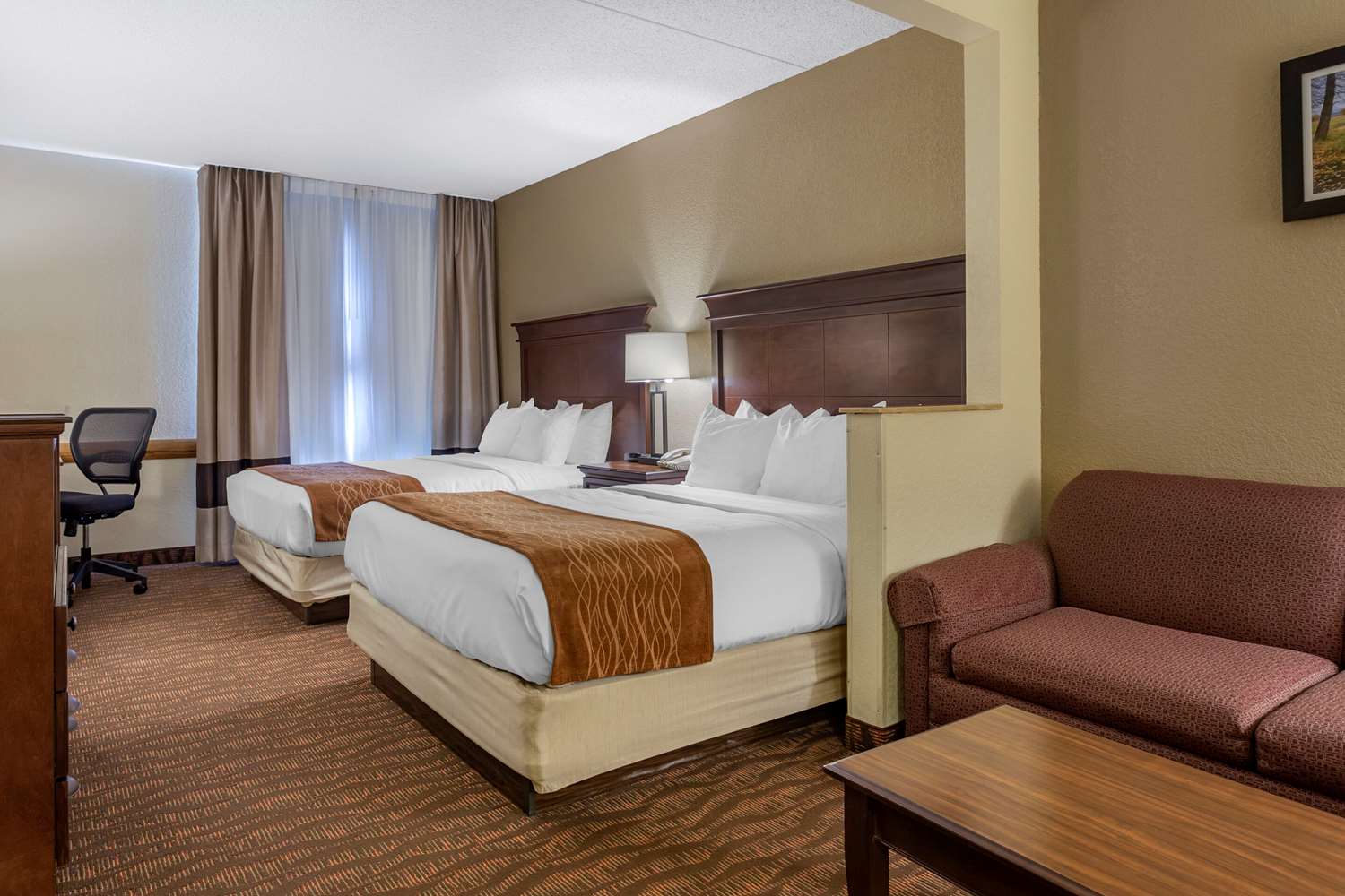 SUITE, 2 QUEEN BEDS
