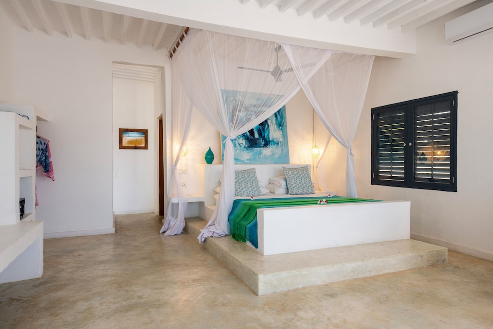 Upendo Beach Boutique Hotel 7/50