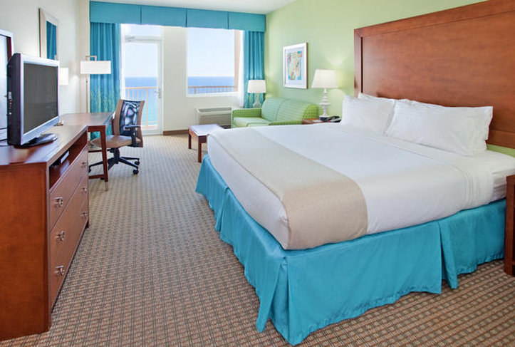 Holiday Inn Resort Pensacola Beach 24/78