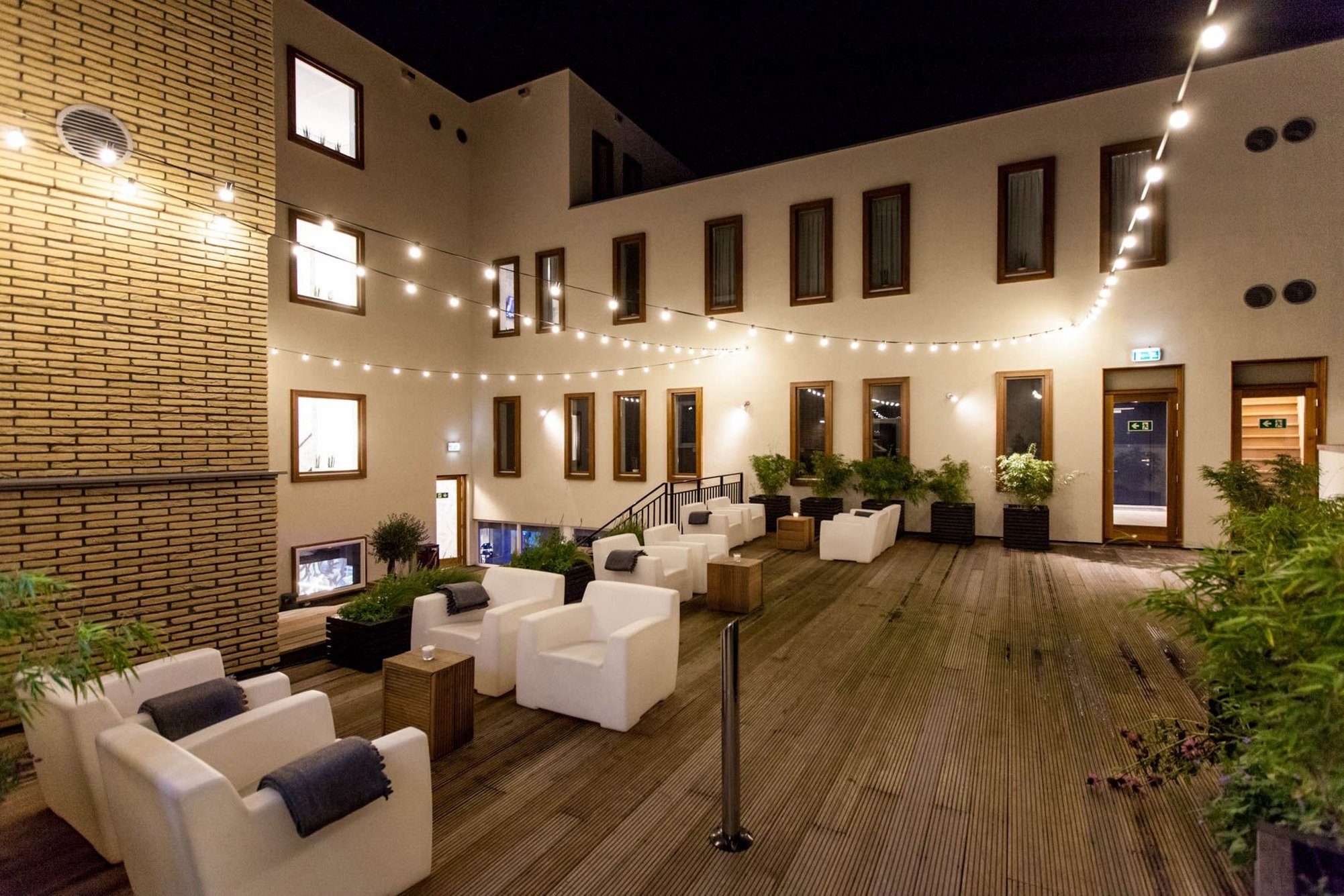Kaboom Hotel 29/38