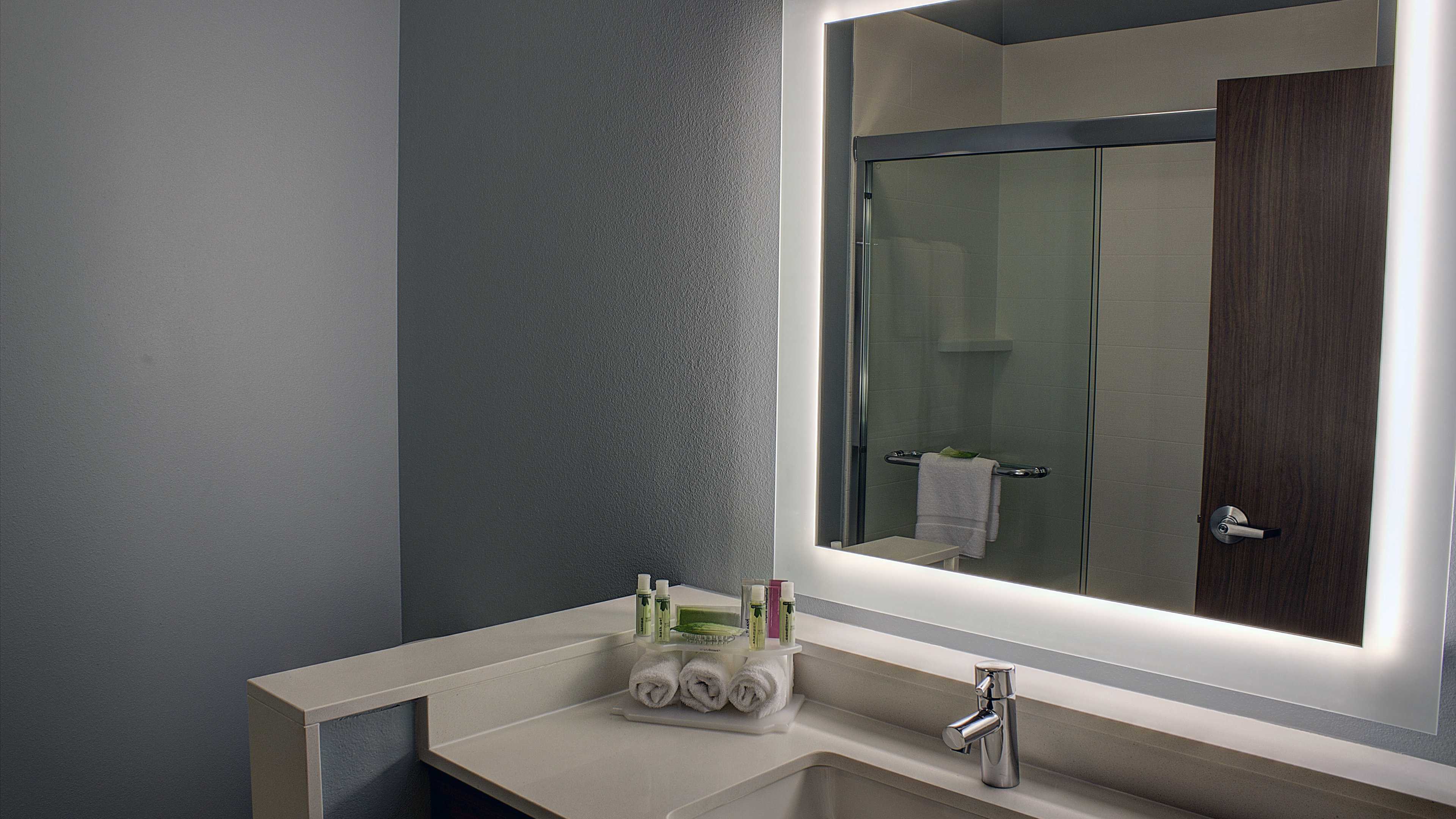 Holiday Inn Express And Suites Spencer 53/53