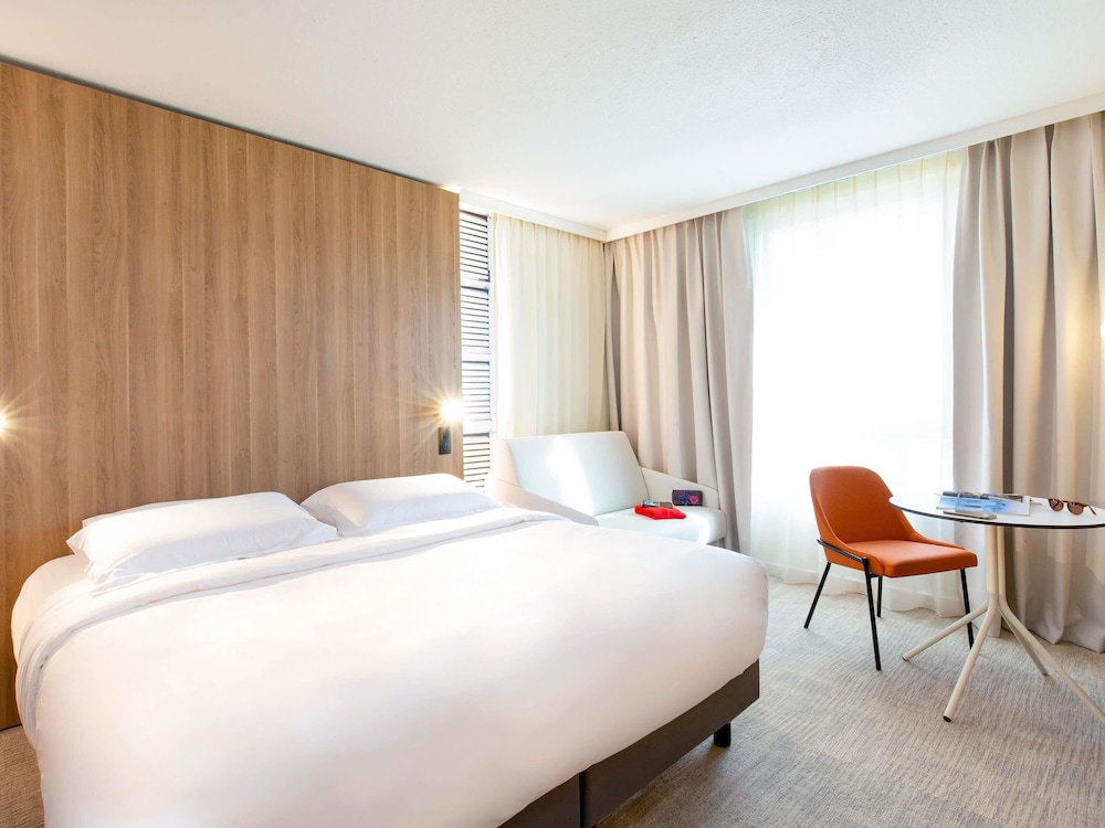 غرفة كلاسيكية بسرير مزدوج مع أريكة، Novotel Beaumanoir 6/10