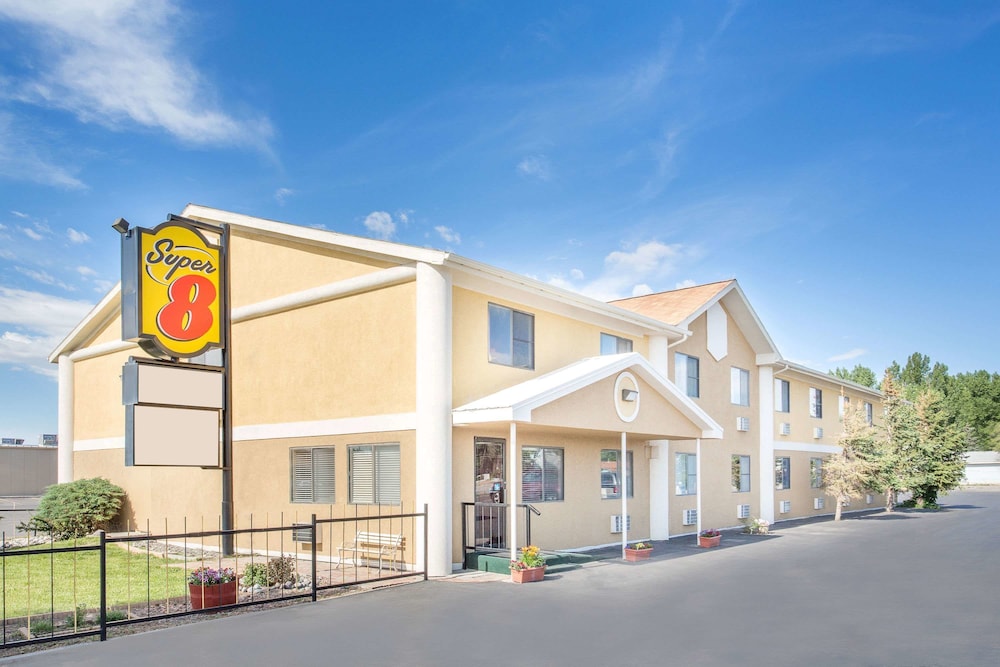 Super 8 By Wyndham Riverton 1/11