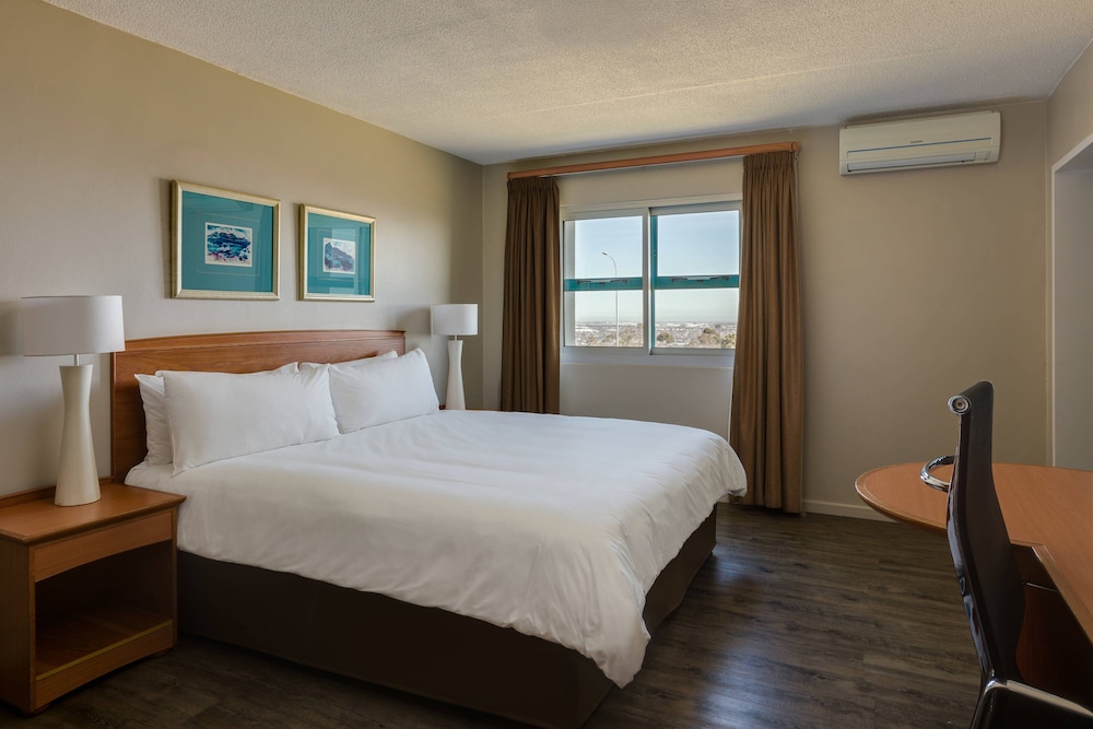 Protea Hotel by Marriott Cape Town Tyger Valley 15/45