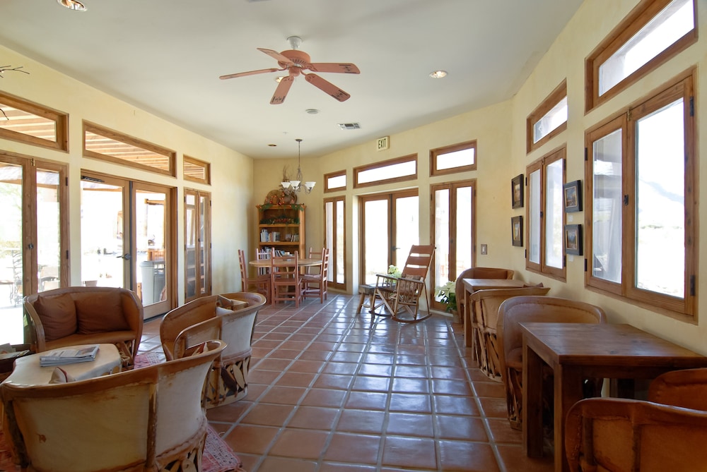 Borrego Valley Inn 25/45