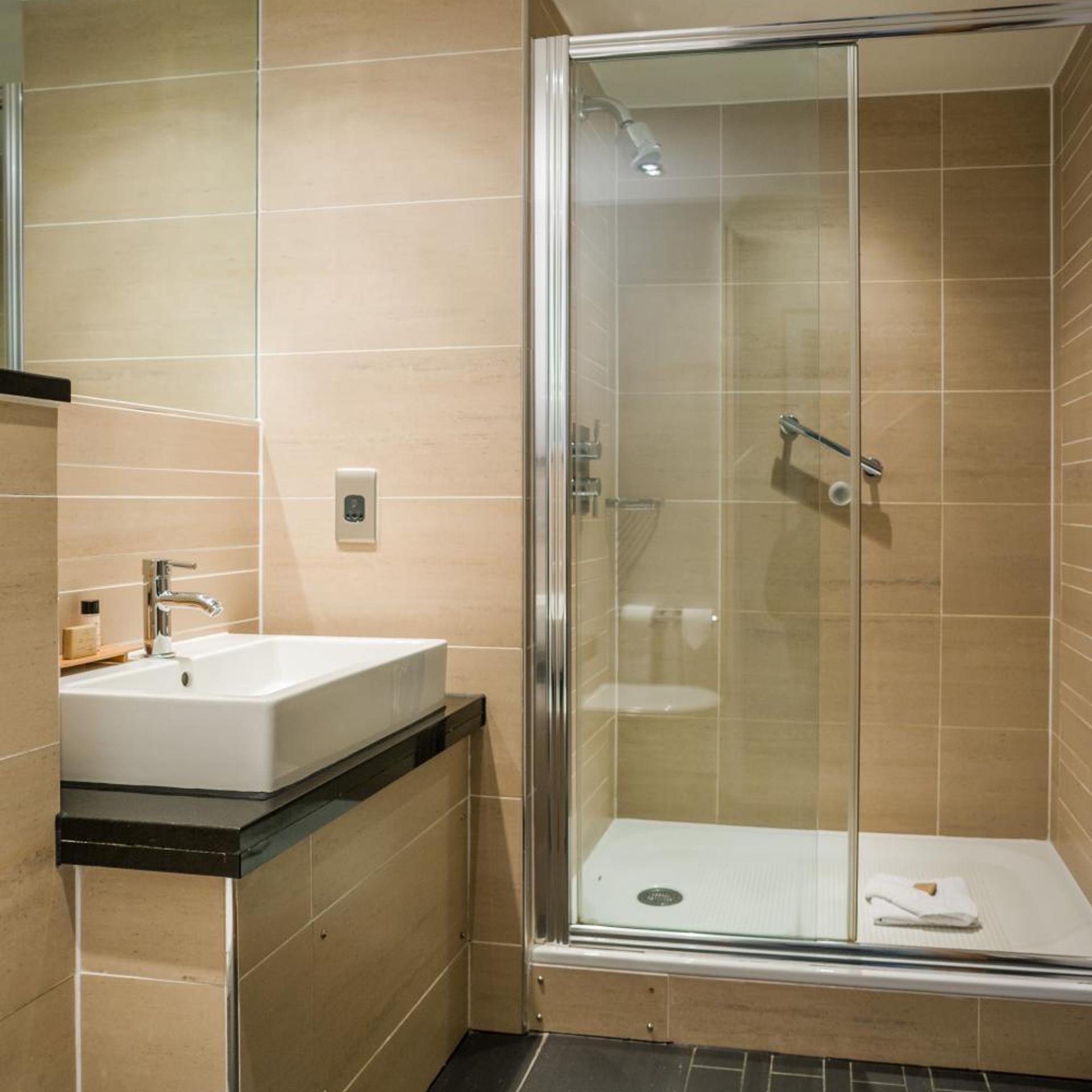 غرفة بسرير مزدوج، LEOPOLD HOTEL 10/10