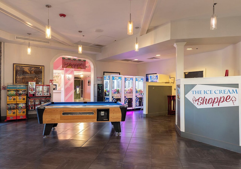 Villas At Regal Palms 9/51