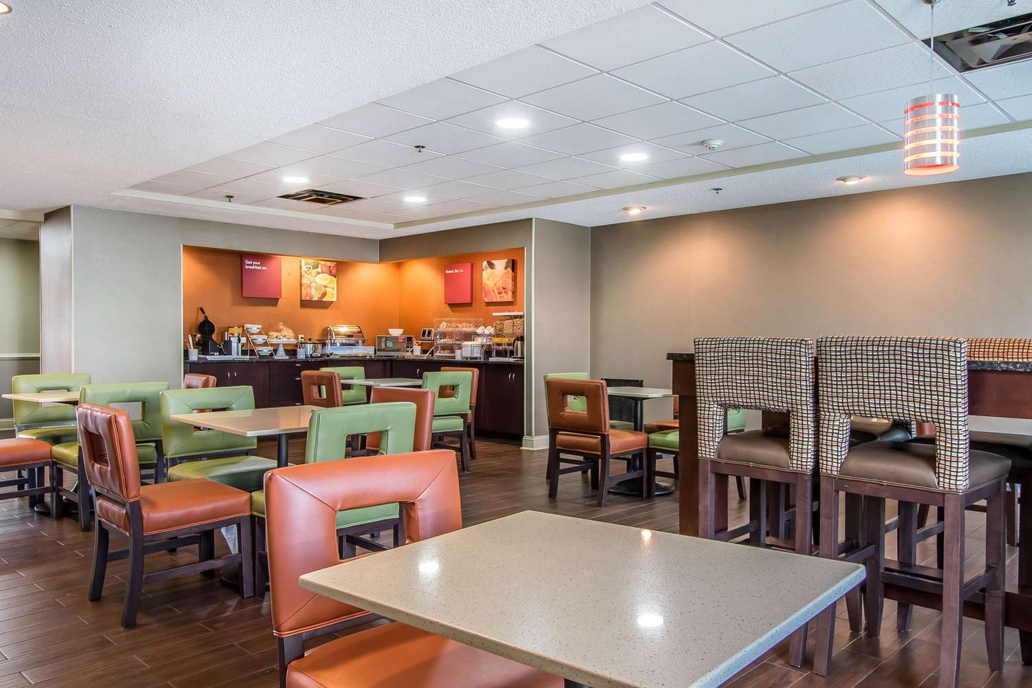 Comfort Suites Richmond, KY 34/43