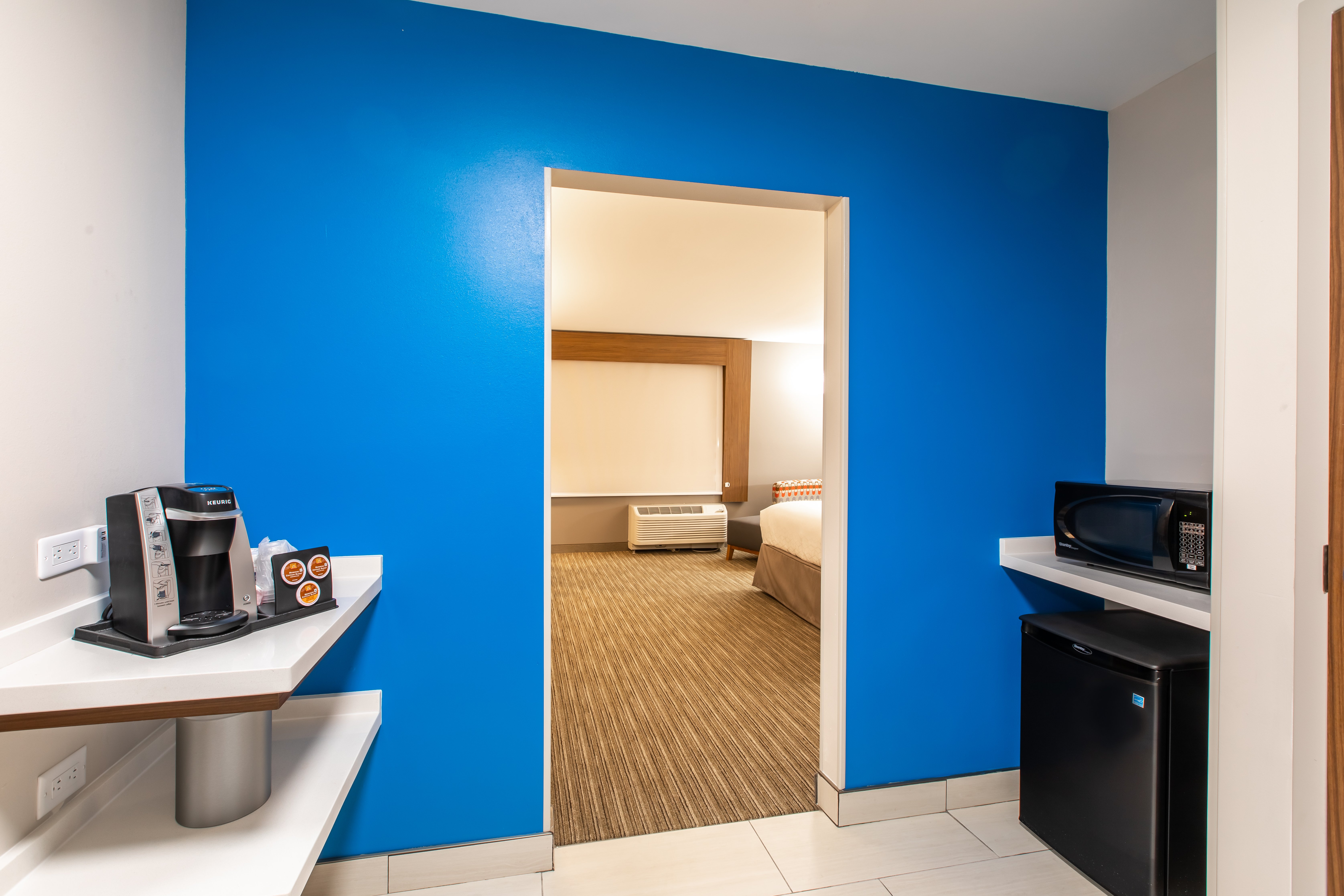 Holiday Inn Express Suites Greenville S Piedmont 81/81