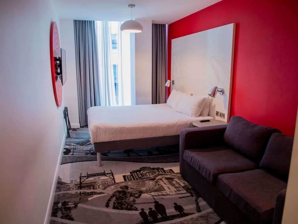 ROOM, DOUBLE BED, SOFA