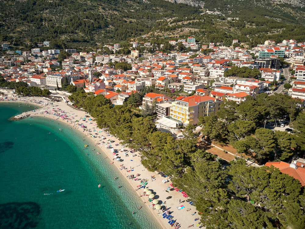Boutique Hotel Noemia 74/84
