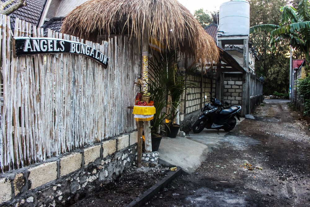 Angels Bungalow 49/58