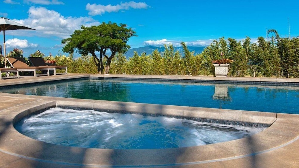 Lumeria Maui Educational Retreat Center 3/70